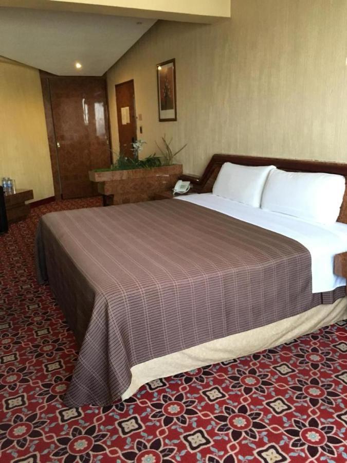 Hotel Escala Central Del Norte Mexico City Bilik gambar